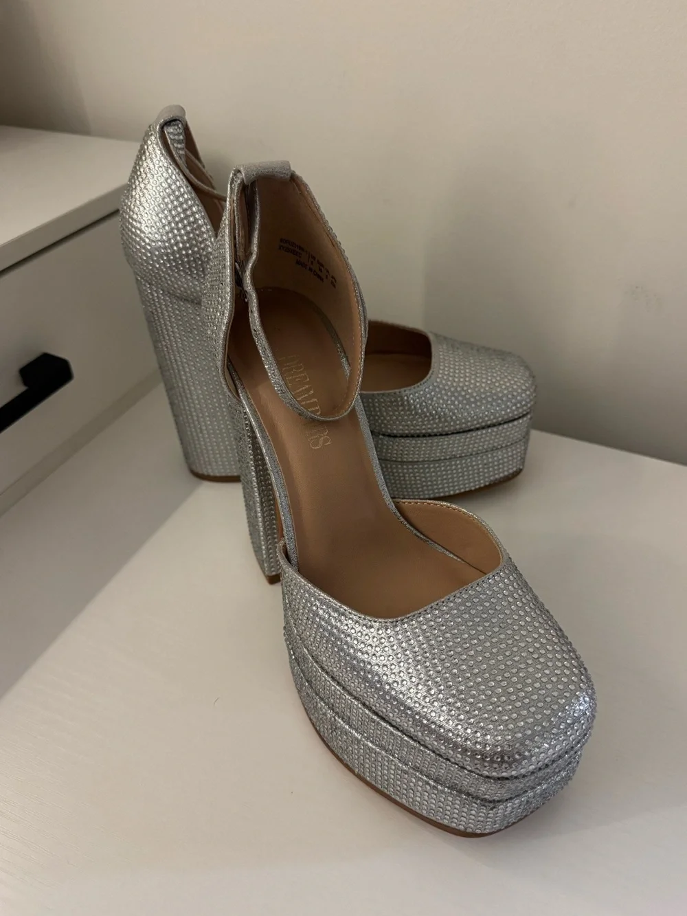 Dream Pairs Silver Crystal Platform Heels with Ankle Strap - Size 8